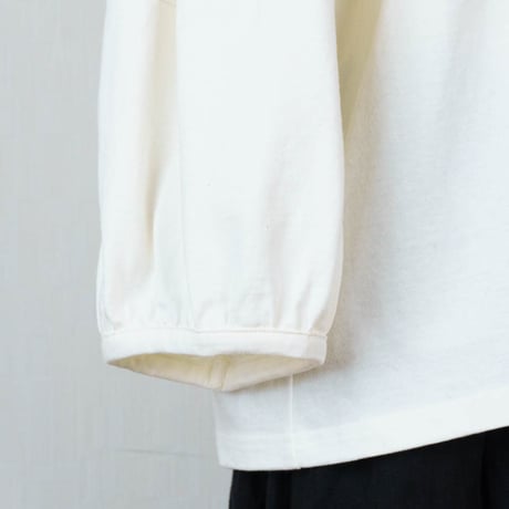 切替スリーブプルオーバー LUEUF