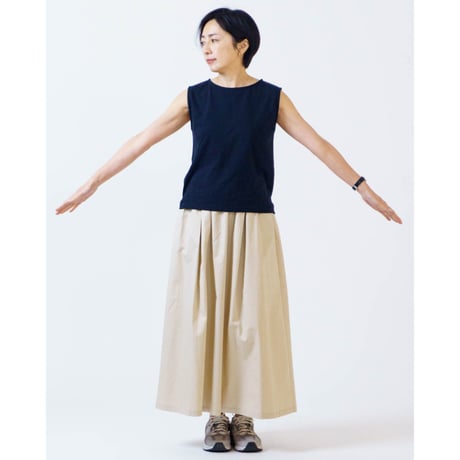 タンクトップ LUEUF