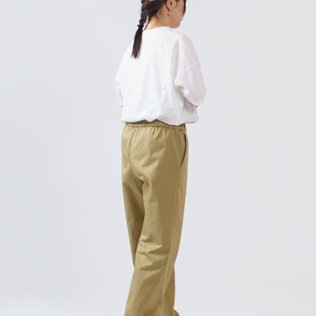 ストレートパンツ LUEUF