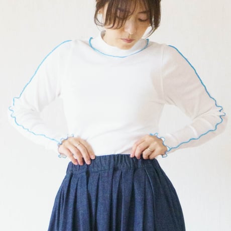 クレイジーテレコプルオーバー LUEUF