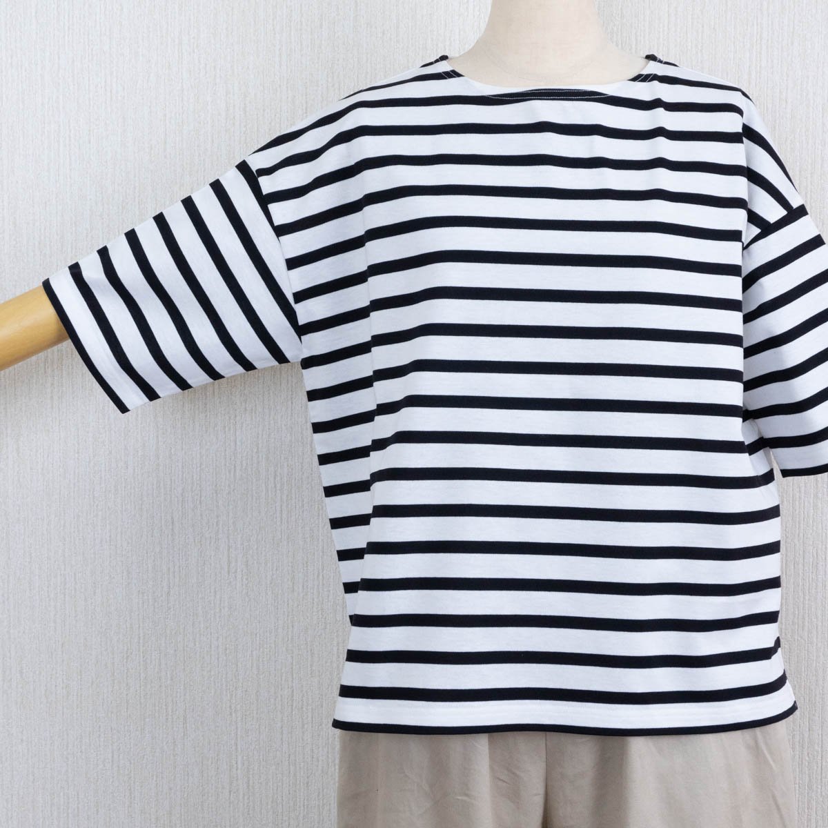 バスクボーダープルオーバー DIARIES | LUEUF