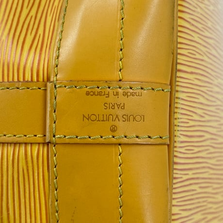 LOUIS VUITTON エピ プチノエ イエロー レザー 巾着 ショルダーバッグ M44109