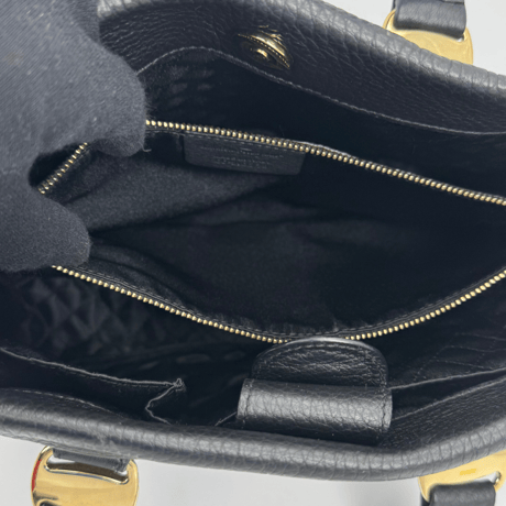 Ferragamo　ヴァラ　レザー　2WAYバッグ