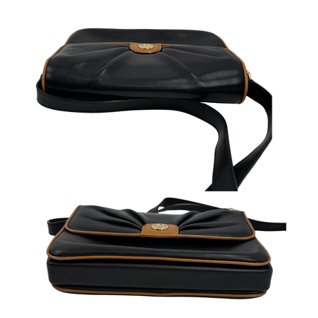 CELINE　ショルダーバッグ　馬車金具　レザー　ギャザー