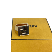 FENDI　リング　ロゴ