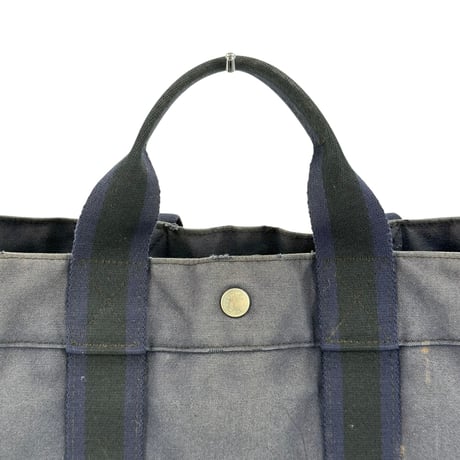 HERMES ブラック×ネイビー サックフールトゥーMM ハンドバッグ