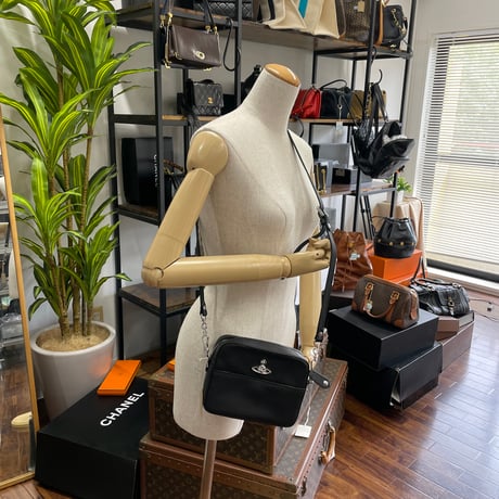 Vivienne Westwood　レザー ショルダーバッグ