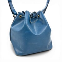 LOUIS VUITTON エピ ブルー プチノエ M44105 ショルダーバッグ