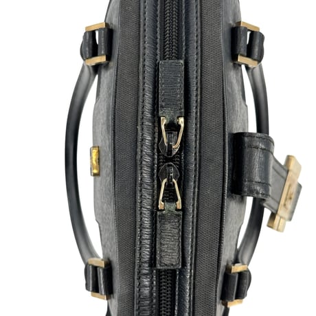GUCCI GG ブラックキャンバス ハンドバッグ