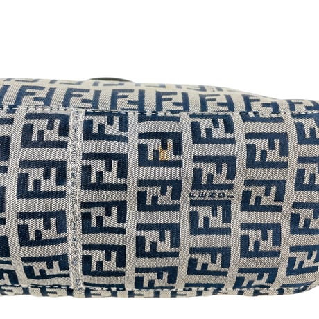 FENDI ズッキーノ マンマバケット