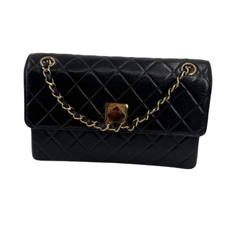 CHANEL　マトラッセ　ショルダーバッグ