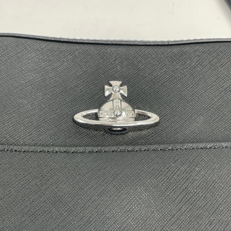 Vivienne Westwood　レザー ショルダーバッグ