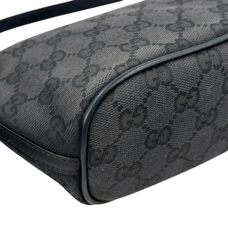 GUCCI ブラック GGキャンバス ハンドバッグ
