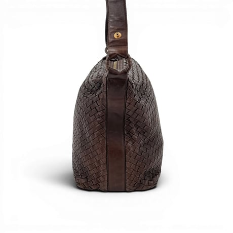 BOTTEGA VENETA イントレチャート パテントレザー ブラウン ショルダーバッグ