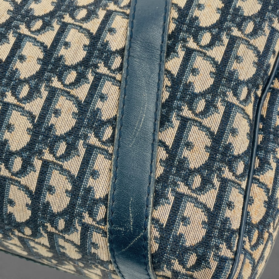 6960684200d7d500018b3cc0