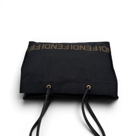FENDI ナイロンレザー ブラック トートバッグ
