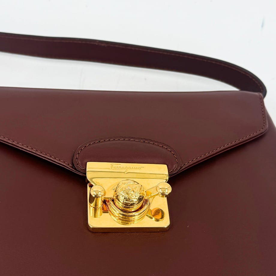 69412cb57ae4bd00017d3ea8