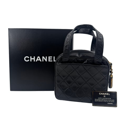 CHANEL　ハンドバッグ　ラムスキン　ブラック