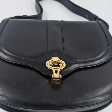 GUCCI　ショルダーバッグ　ブラック