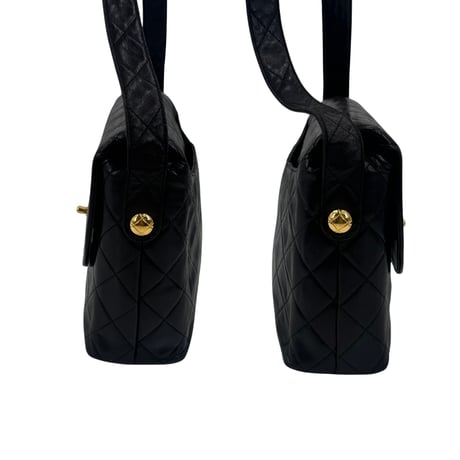 CHANEL　ショルダー　ラムスキン
