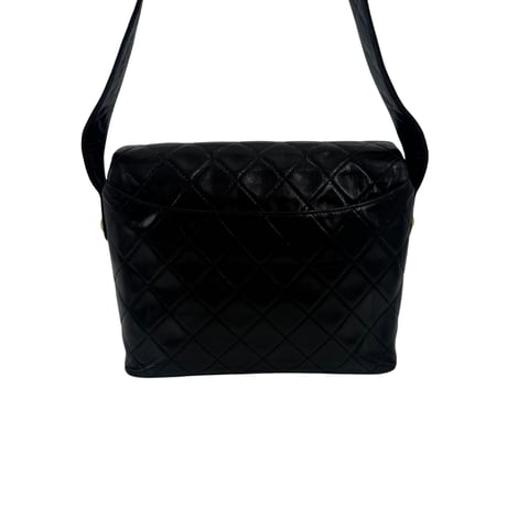 CHANEL　ショルダー　ラムスキン