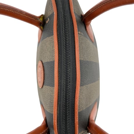 FENDI ぺカン ２WAYバッグ