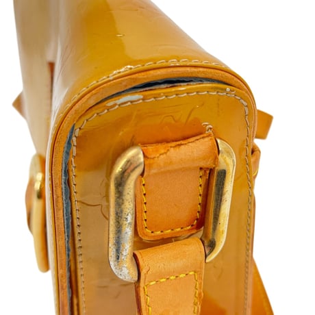 LOUIS VUITTON モノグラム ヴェルニ クリスティGM M91147 ショルダーバッグ