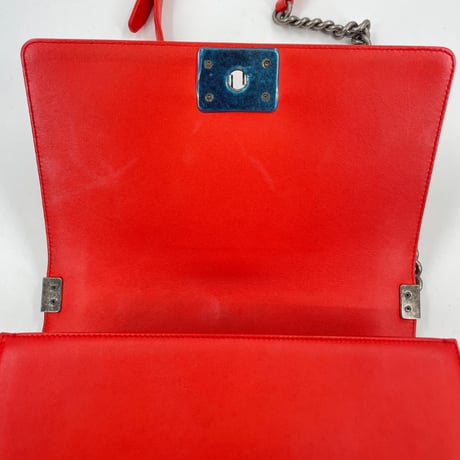 CHANEL　ボーイシャネル　Vステッチ