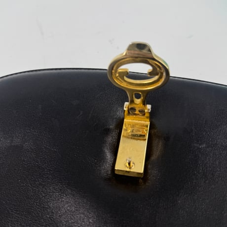 GUCCI　ショルダーバッグ　ブラック