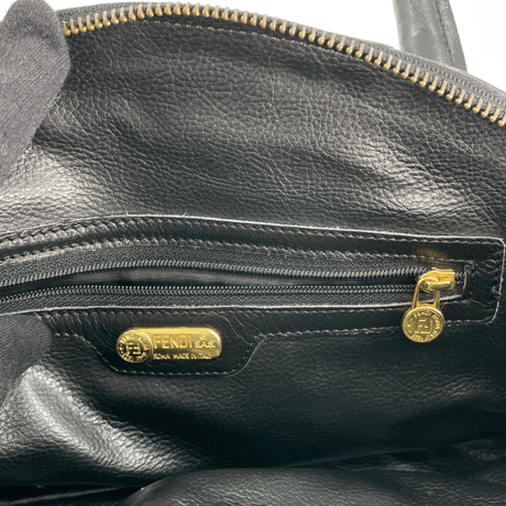 FENDI　ハンドバッグ　レザー
