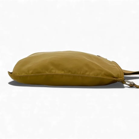 PRADA ナイロン ベージュ クロスボディ ショルダーバッグ