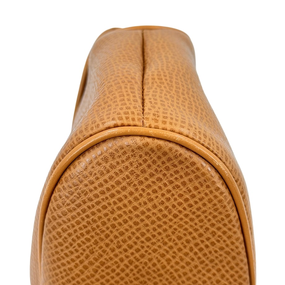 69c353bf65b8200001dc72dc