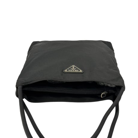 PRADA テスート ブラック ショルダーバッグ