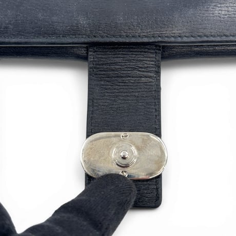 GUCCI ブラックレザー 二つ折り 長財布