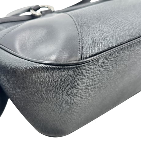 BVLGARI ブラックレザー ショルダーバッグ