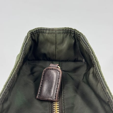 PRADA ナイロン チェーン トートバッグ ゴールド金具 トライアングルロゴ