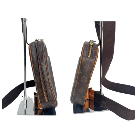 LOUIS VUITTON　ボディバッグ　モノグラム