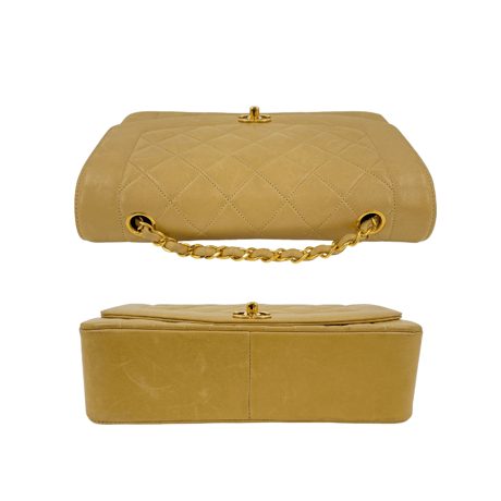 CHANEL　マトラッセ　ショルダーバッグ　ラムスキン　ベージュ