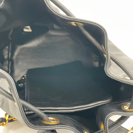 CHANEL　巾着ショルダーバッグ　ブラック