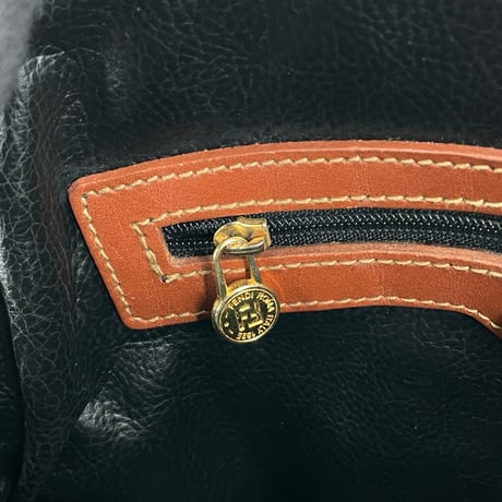 FENDI ぺカン ２WAYバッグ