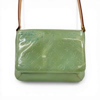 LOUIS VUITTON モノグラム ヴェルニ トンプソンストリート M91009 ショルダー