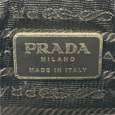PRADA テスート ブラック ショルダーバッグ