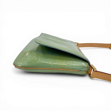LOUIS VUITTON モノグラム ヴェルニ トンプソンストリート M91009 ショルダー