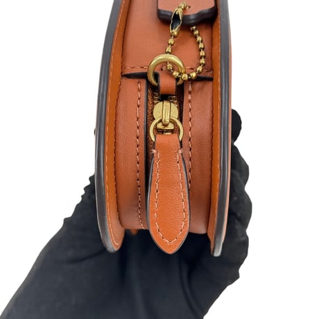 COACH ブラウンレザー ハート型クラッチバッグ