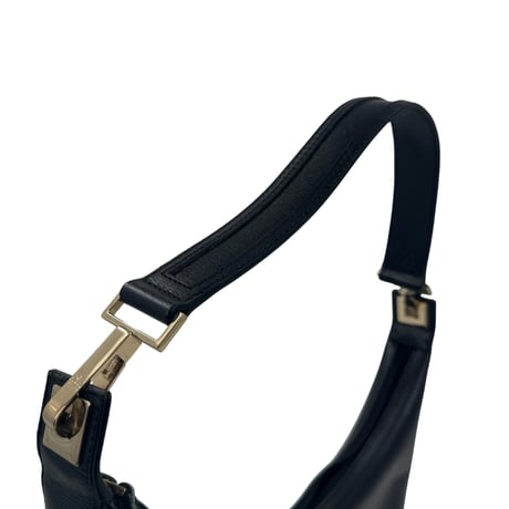 GUCCI ワンショルダー　ブラック