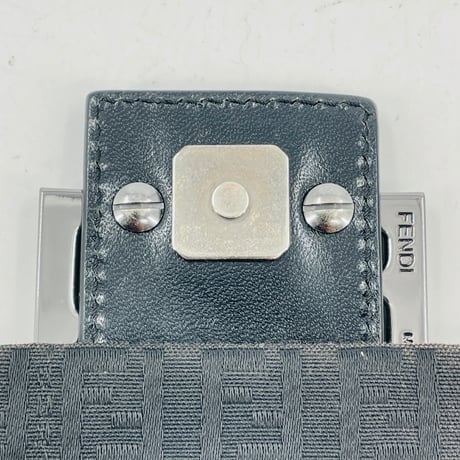 FENDI マンマバケット ワンショルダーバッグ