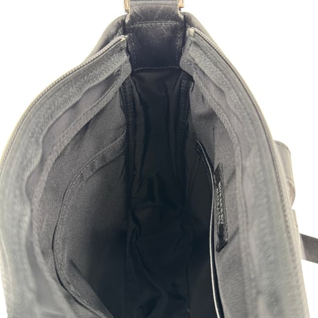 BURBERRY ノヴァキャンバス ブラックショルダーバッグ