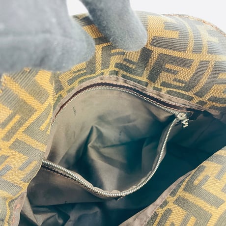 FENDI ズッカ ワンショルダーバッグ