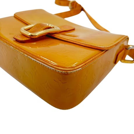 LOUIS VUITTON モノグラム ヴェルニ クリスティGM M91147 ショルダーバッグ
