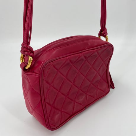 CHANEL　マトラッセ　ショルダー　ラムスキン